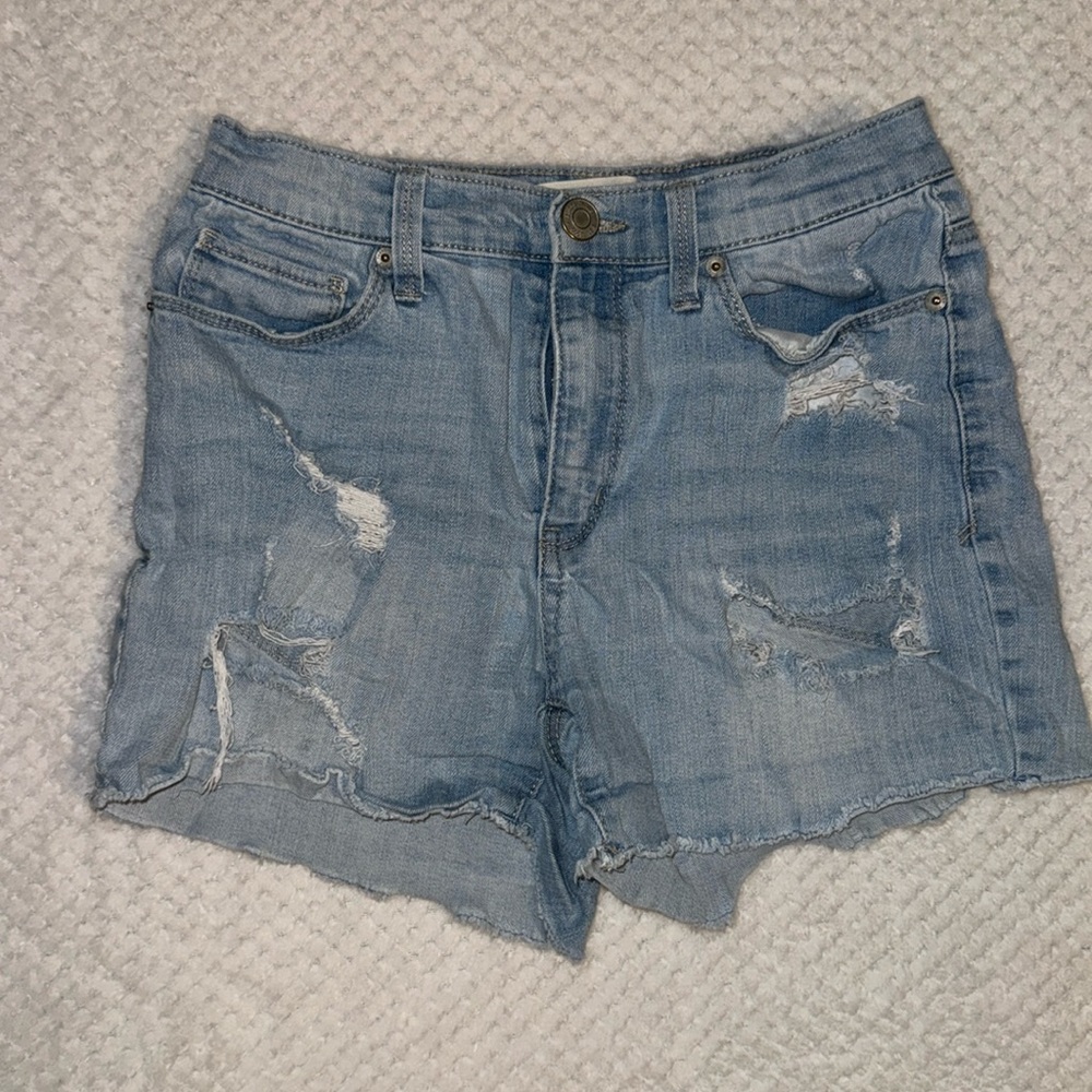 Mudd Flx Stretch distressed light wash jean shorts Size 5